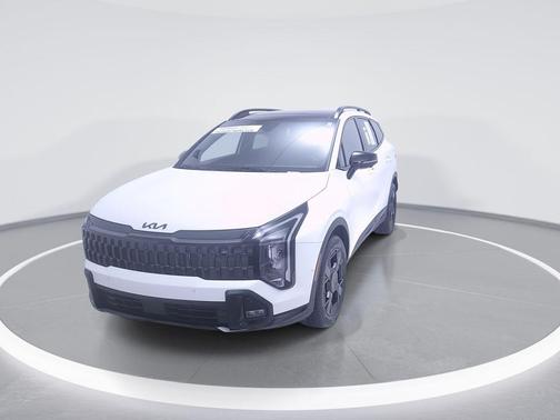 Glacial White Pearl 2026 Kia Sportage X-Line