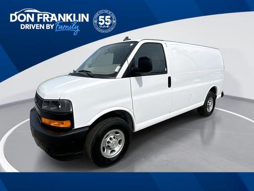 Summit White 2022 Chevrolet Express 2500 Work Van