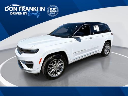 Bright White Clearcoat 2025 Jeep Grand Cherokee Summit