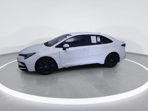 Ice Cap 2024 Toyota Corolla SE