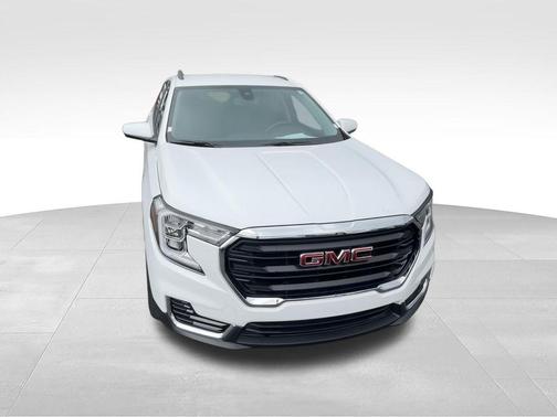 Summit White 2023 GMC Terrain SLE