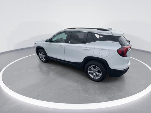 Summit White 2023 GMC Terrain SLE