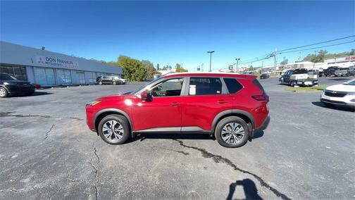 2022 Nissan Rogue SV