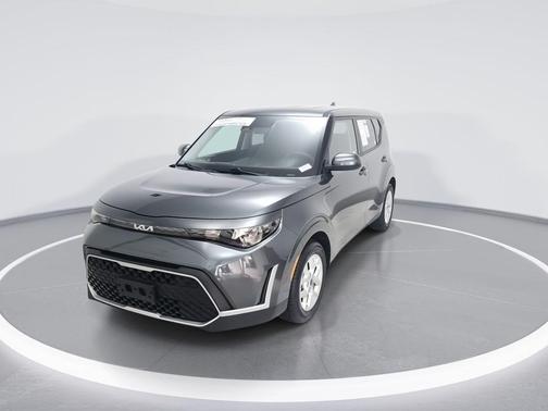 Gravity Gray 2025 Kia Soul LX