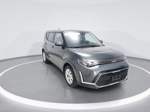 Gravity Gray 2025 Kia Soul LX