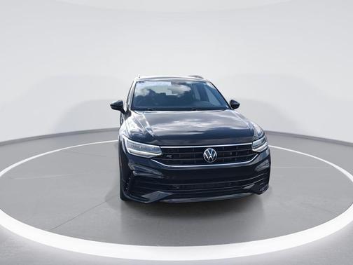 Deep Black 2023 Volkswagen Tiguan 2.0T SE R-Line Black 4MOTION
