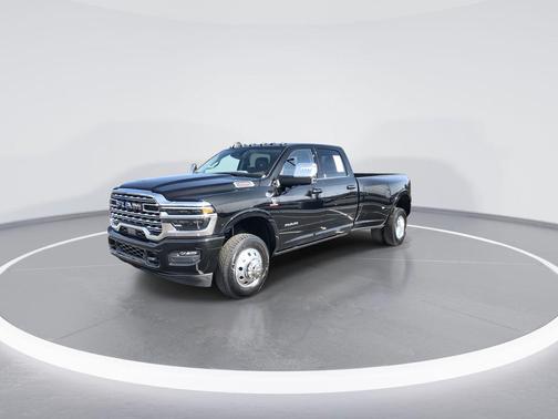 Diamond Black Crystal Pearlcoat 2025 RAM 3500 Longhorn