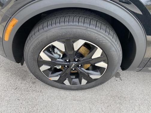 Ebony Black 2023 Kia Sportage X-Line
