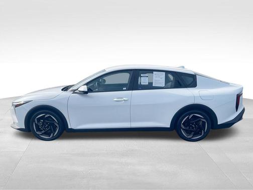 Snow White Pearl 2025 Kia K4 EX