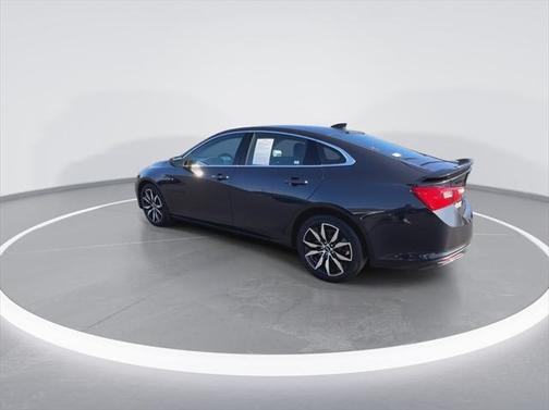 2022 Chevrolet Malibu FWD RS