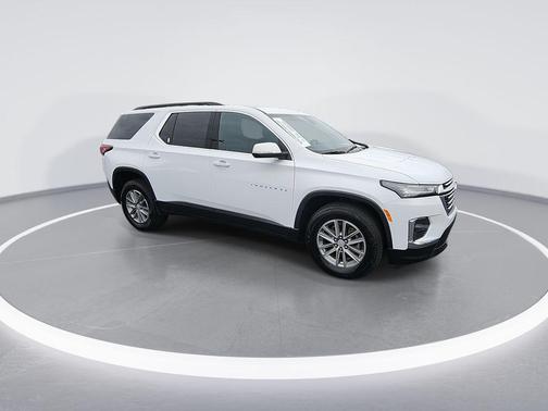Summit White 2023 Chevrolet Traverse LT Cloth