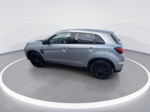 Alloy Silver Metallic 2026 Mitsubishi Outlander Sport 2.0 LE