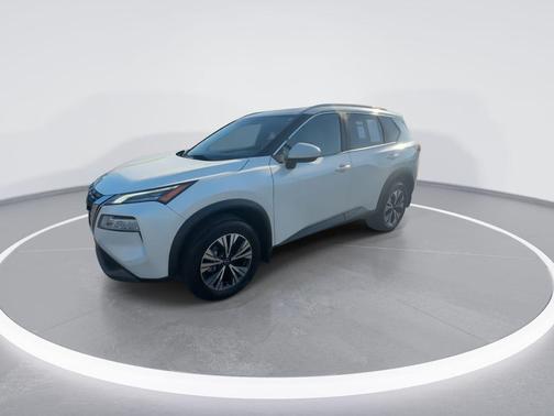 Pearl White Tricoat 2023 Nissan Rogue SV