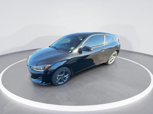 2020 Hyundai Veloster 2