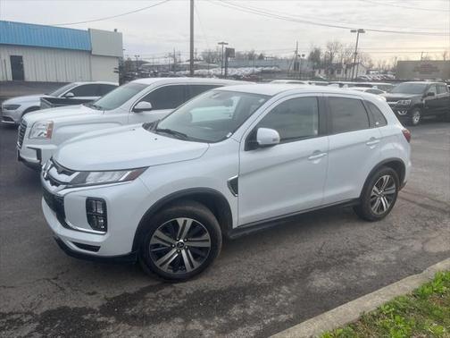 2023 Mitsubishi Outlander Sport 2.0 ES