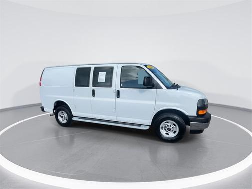 2023 GMC Savana 2500 Work Van
