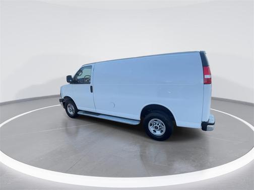 2023 GMC Savana 2500 Work Van