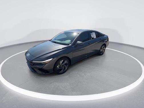 Ecotronic Gray 2024 Hyundai ELANTRA SEL