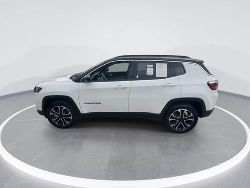 Bright White Clearcoat 2023 Jeep Compass Limited