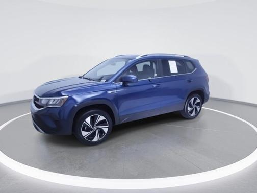 Blue Metallic 2024 Volkswagen Taos 1.5T SE