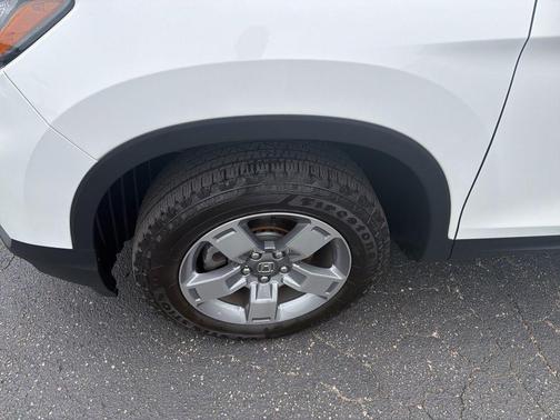 Platinum White Pearl 2025 Honda Ridgeline RTL