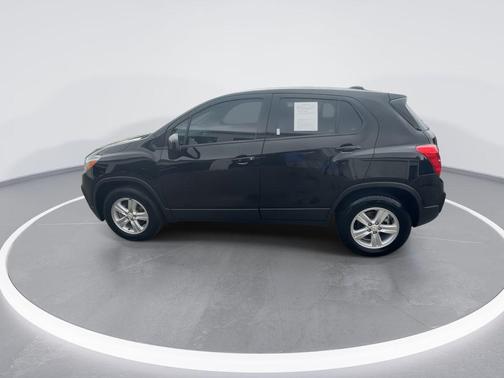Mosaic Black Metallic 2021 Chevrolet Trax LS