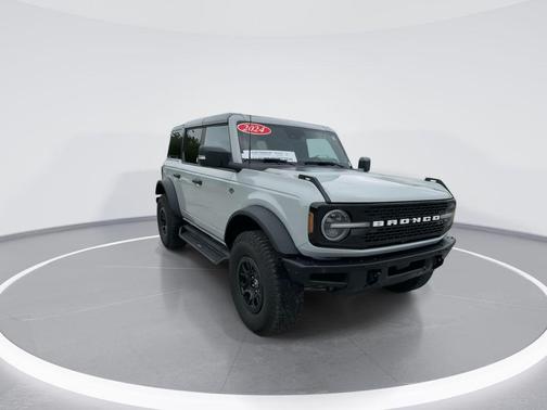 CACTUS GRAY 2024 Ford Bronco Wildtrak