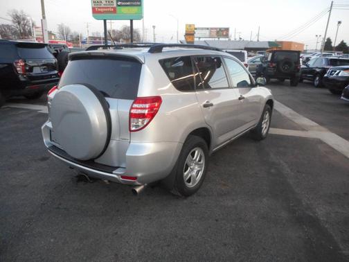 2009 Toyota RAV4 Base