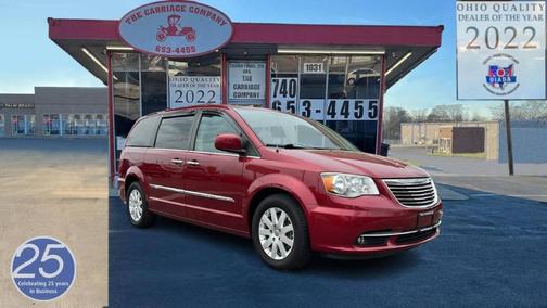 2016 Chrysler Town & Country Touring