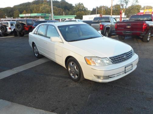 2004 Toyota Avalon XLS