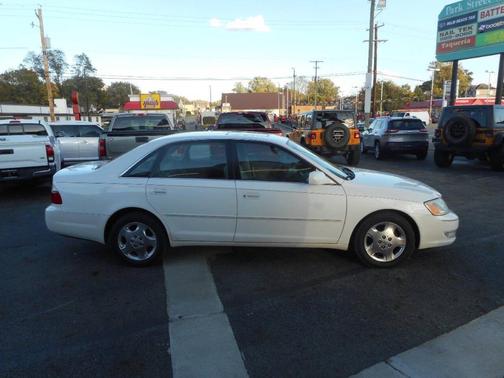 2004 Toyota Avalon XLS