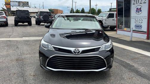 Black 2016 Toyota Avalon XLE
