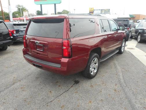 Burgundy 2017 Chevrolet Suburban LT