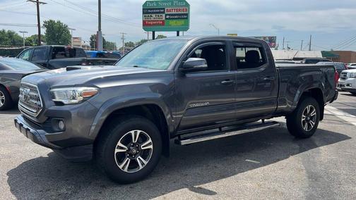 2017 Toyota Tacoma TRD Sport