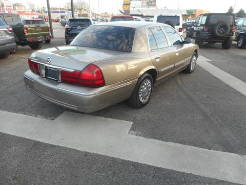 2004 Mercury Grand Marquis GS