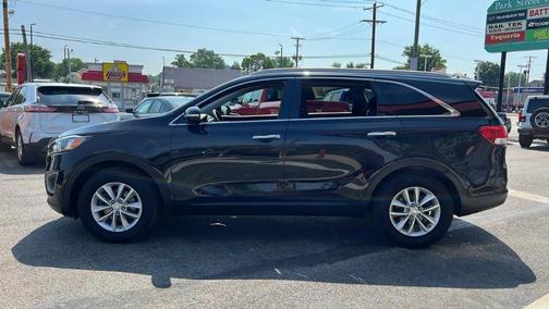 2017 Kia Sorento LX