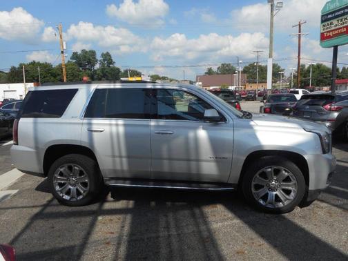 2017 GMC Yukon SLT