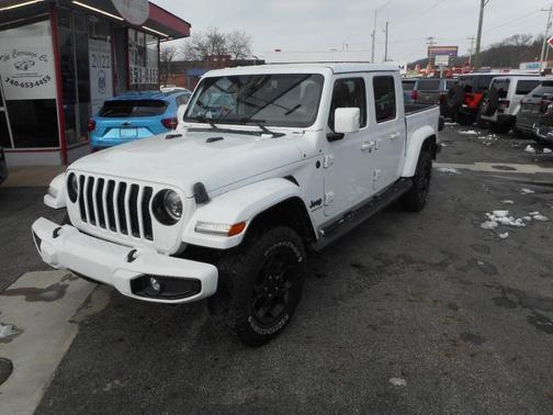 2023 Jeep Gladiator Overland