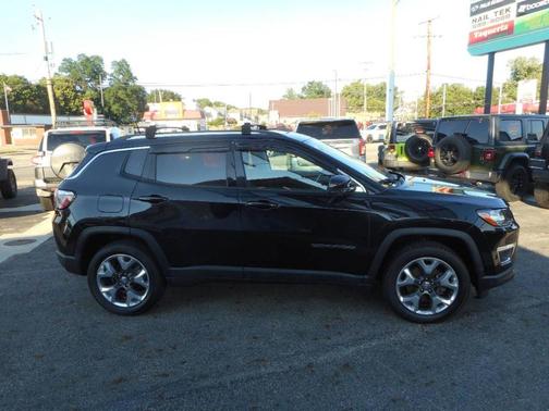 Black 2018 Jeep Compass Limited