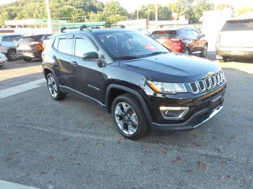 Black 2018 Jeep Compass Limited