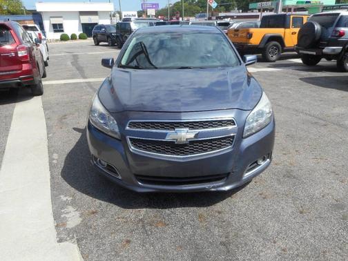 Gray 2013 Chevrolet Malibu 2LT