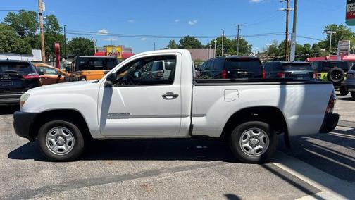 White 2009 Toyota Tacoma Base