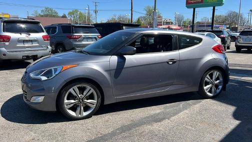 Triathlon Gray 2016 Hyundai Veloster Base