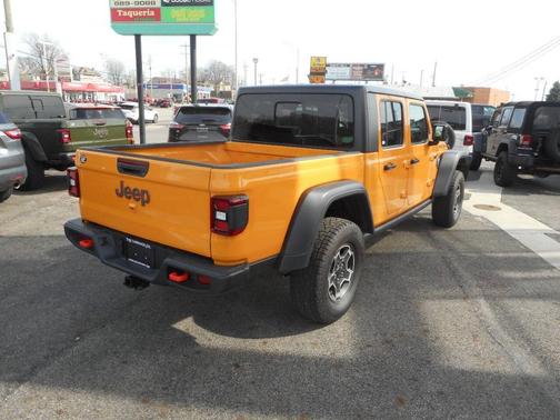Orange 2021 Jeep Gladiator Mojave