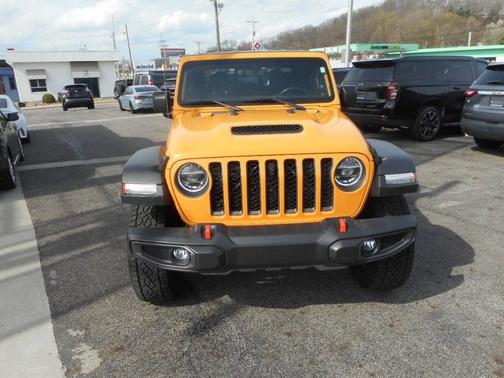 Orange 2021 Jeep Gladiator Mojave