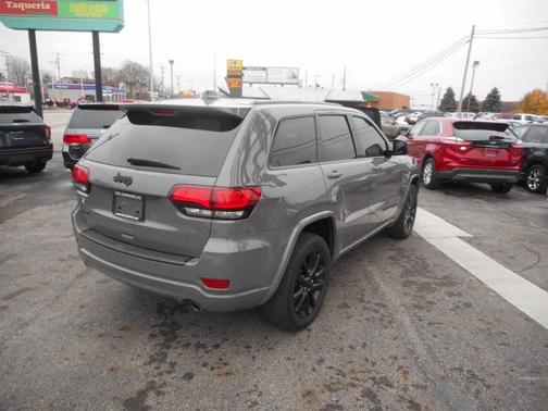2019 Jeep Grand Cherokee Altitude