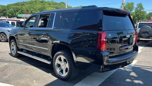 Black 2019 Chevrolet Suburban LT