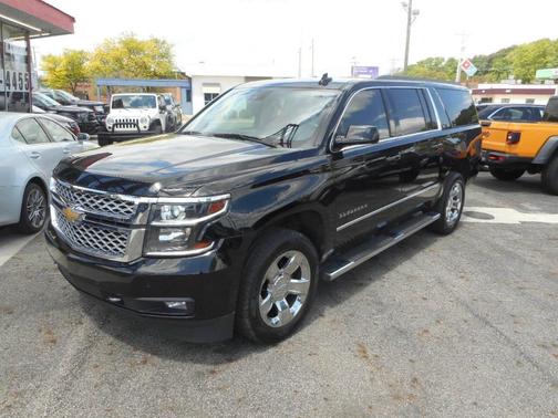 Black 2019 Chevrolet Suburban LT
