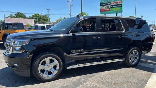 Black 2019 Chevrolet Suburban LT