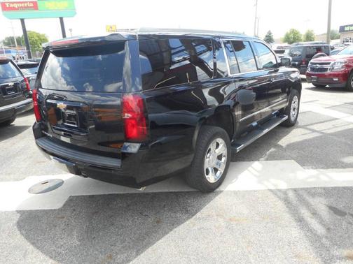 Black 2019 Chevrolet Suburban LT